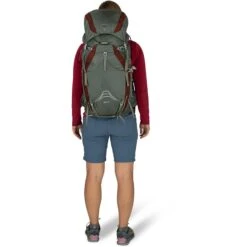 Osprey Eja 38 -Matériel De Ski Boutique Osprey Eja 38L Cloud Grey S22 OnBody3 1